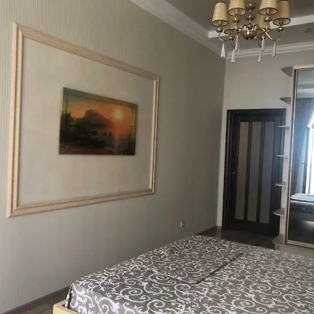 Kvartira V Korone Novoi Arkadii