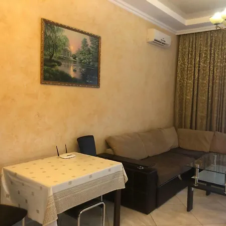 Apartment Kvartira V Korone Novoi Arkadii Odesa